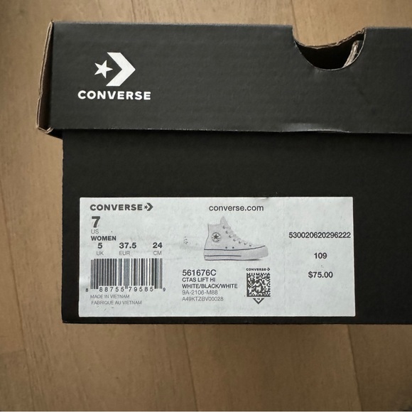 CONVERSE CHUCK TAYLOR ALL STAR PLATFORM LEATHER HIGH-TOP SNEAKERS - Picture 7 of 7